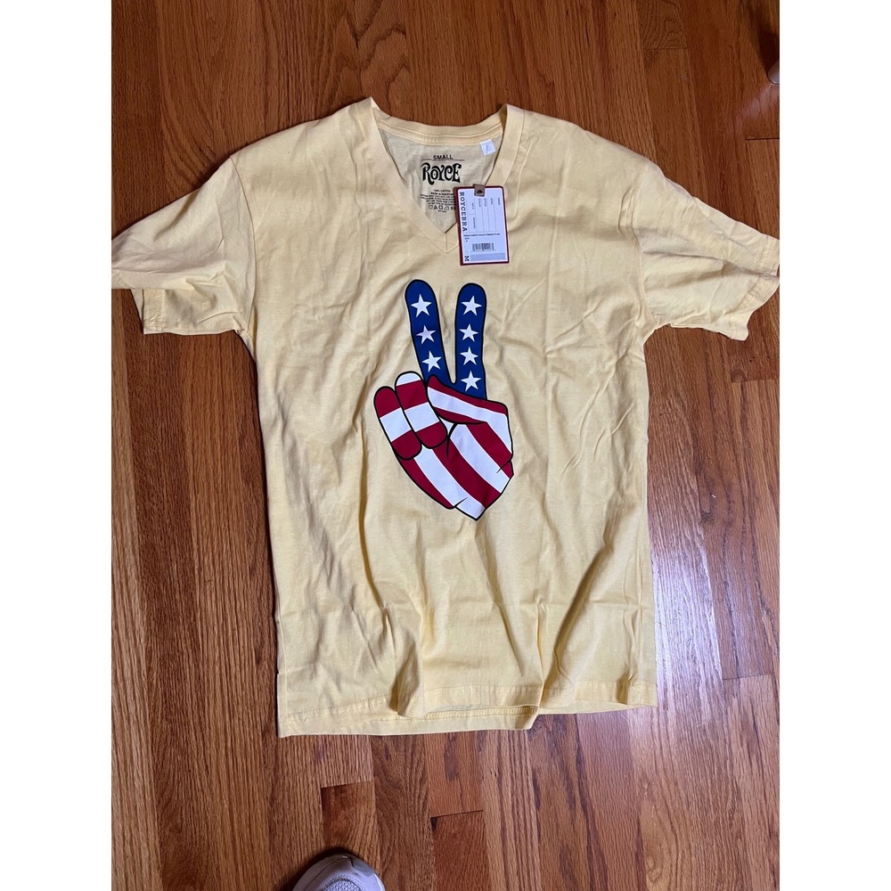 Royce Mens Yellow V-Neck Peace Sign American Flag Graphic T-Shirt Small NWT